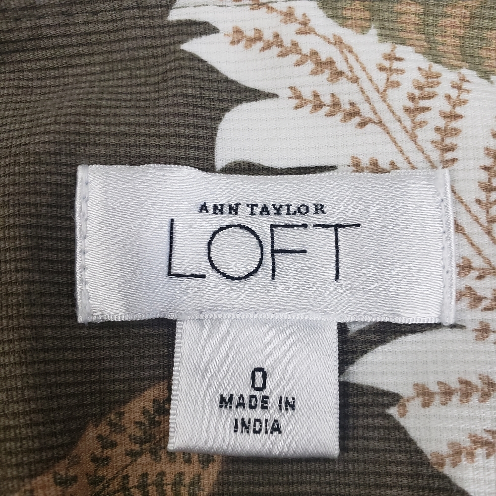 Ann Taylor Loft Skirt - Picture 3 of 4